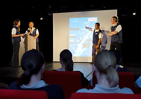 8 Jan 27 > 9 Jan 27 - Crossing the Drake Passage