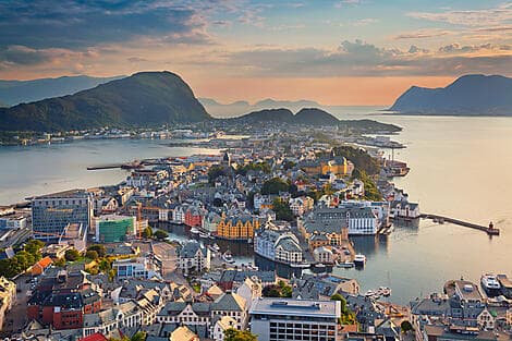 26 Aug 27 - Alesund