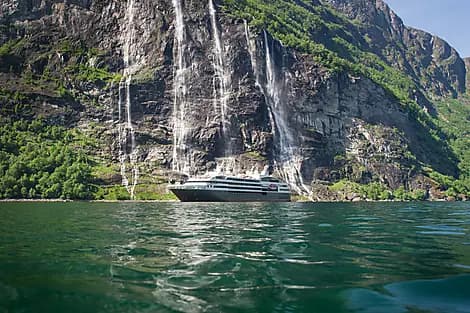 30 Jun 26 - Sailing in the Geiranger Fjord