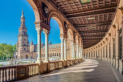 16 Nov 27 > 17 Nov 27 - Sevilla