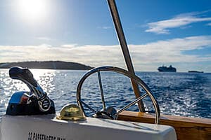 Island tour & snorkelling*