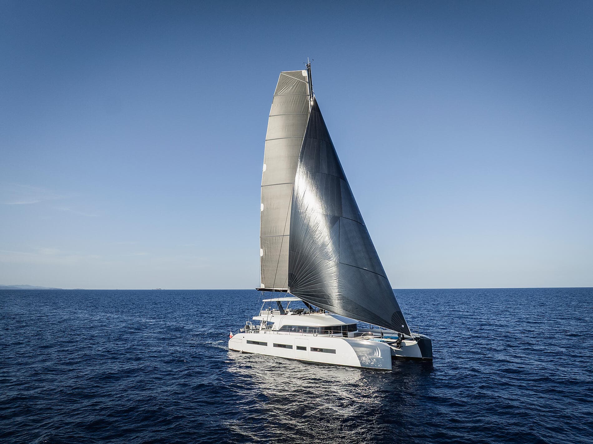 The Caribbean, under sail aboard La Désirade 